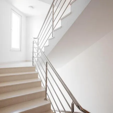 Ana Apartmán *